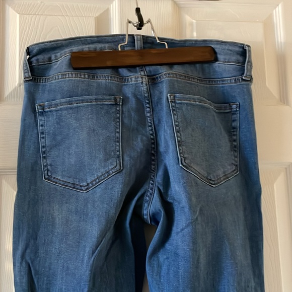 NWOT Just Black Denim mid rise button fly skinny jeans medium wash raw hem - Picture 5 of 10